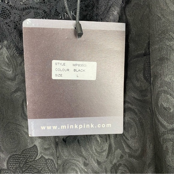 Minkpink NWT Black Satin Romper With Lace Detail Size Large - Picture 8 of 8